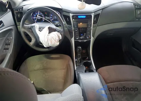 2013 Hyundai Sonata Gls z USA, uszkodzony, nr VIN 5NPEB4AC6DH806000